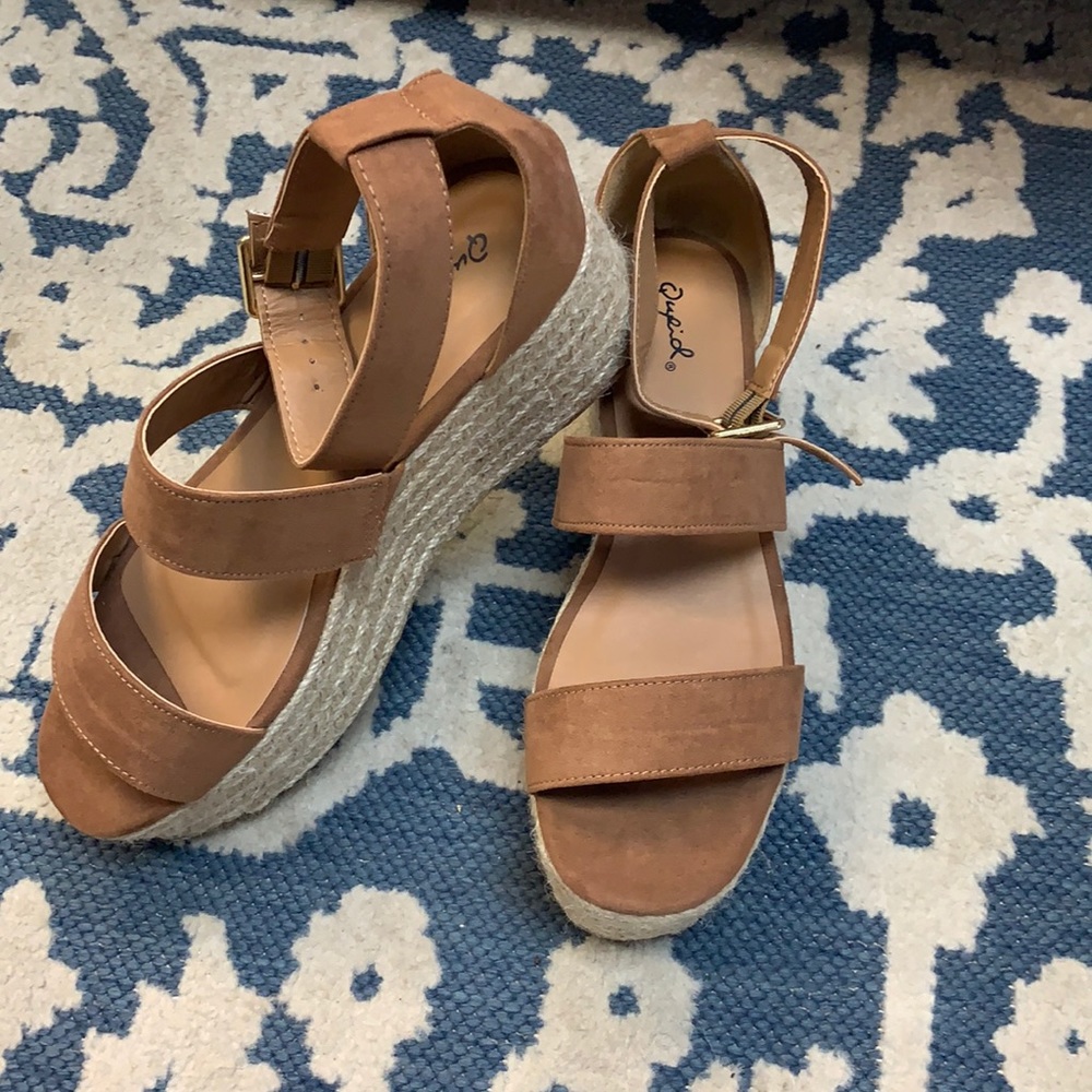 Qupid tan espadrilles